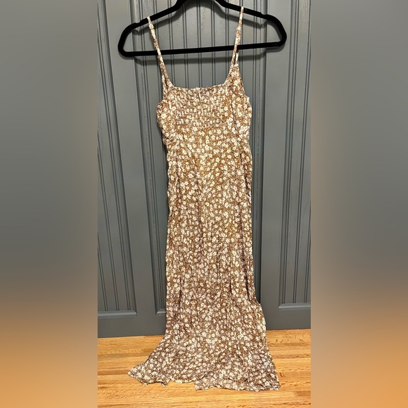 These Three Boutique / Miss Sparkling Wildflower Dress Size Small - Picture 5 of 9